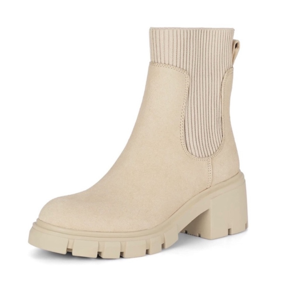 Womans Chunky Tan Boots *NEW*
